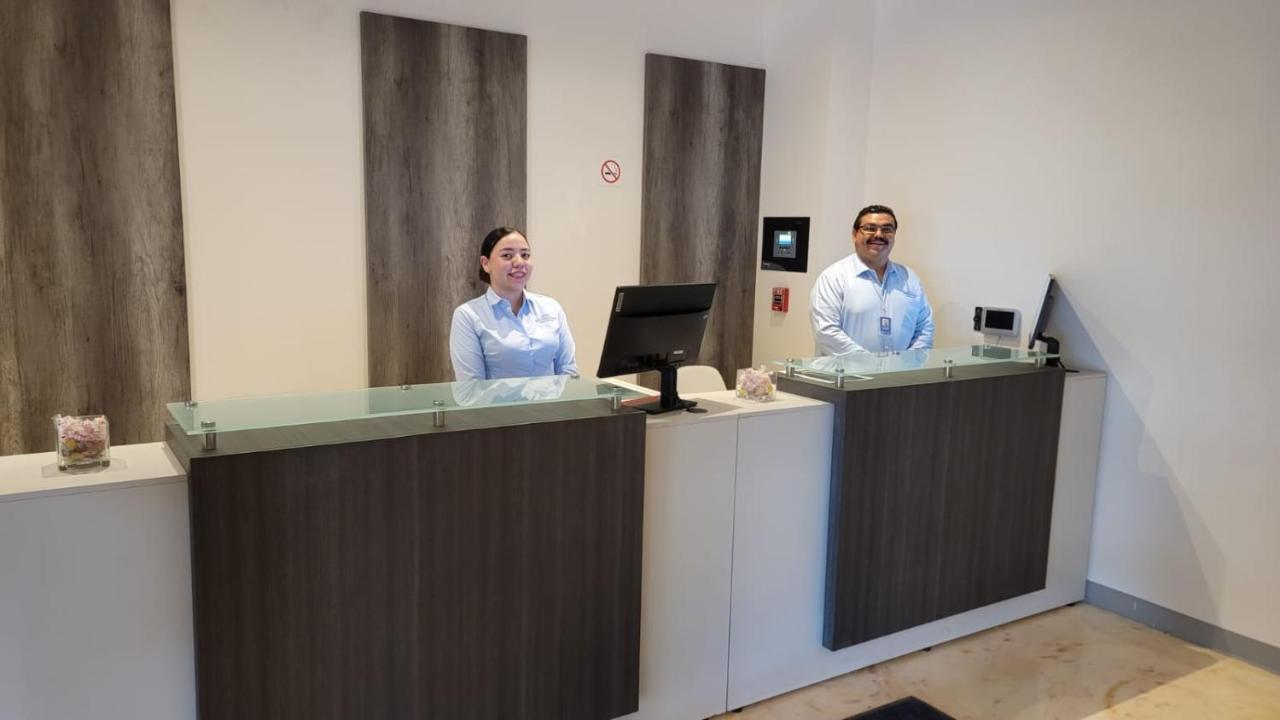 Hotel Mesaluna Short & Long Stay Ciudad Juárez Extérieur photo